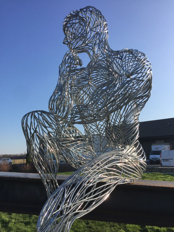 Sculpture en acier d'Alain de Manca