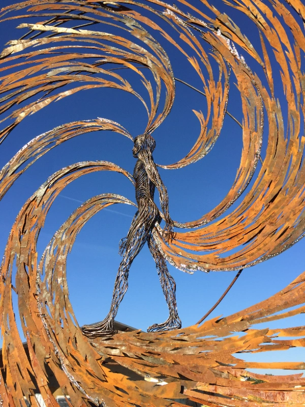 Sculpture en acier d'Alain de Manca